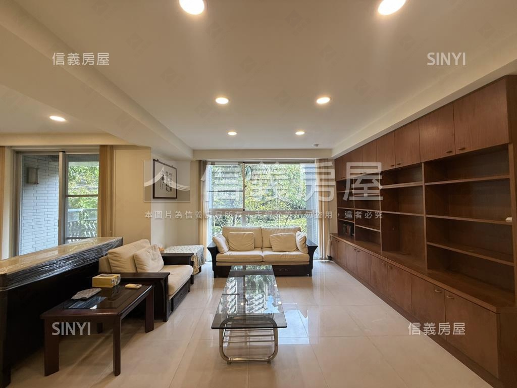 極美美宅四改三＋坡平車位房屋室內格局與周邊環境