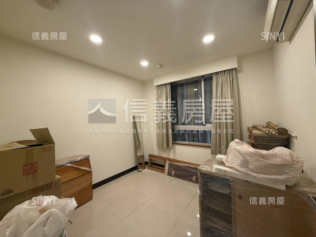 極美美宅四改三＋坡平車位房屋室內格局與周邊環境