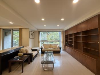 極美美宅四改三＋坡平車位