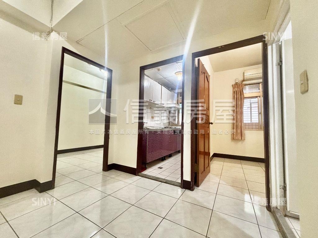 眺望淡水河‧高樓美景電梯房屋室內格局與周邊環境