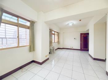 眺望淡水河‧高樓美景電梯