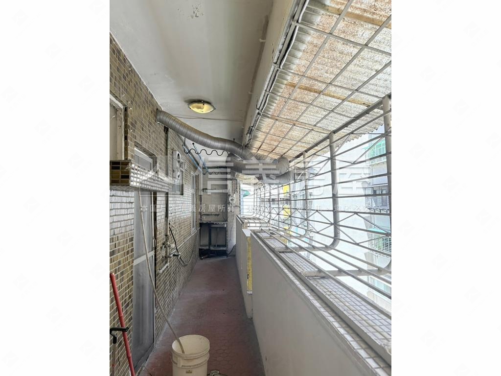 後山埤捷運稀有電梯３房房屋室內格局與周邊環境