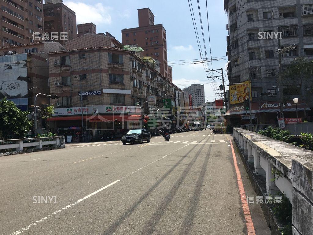 ［專任］近大慶捷運角店房屋室內格局與周邊環境