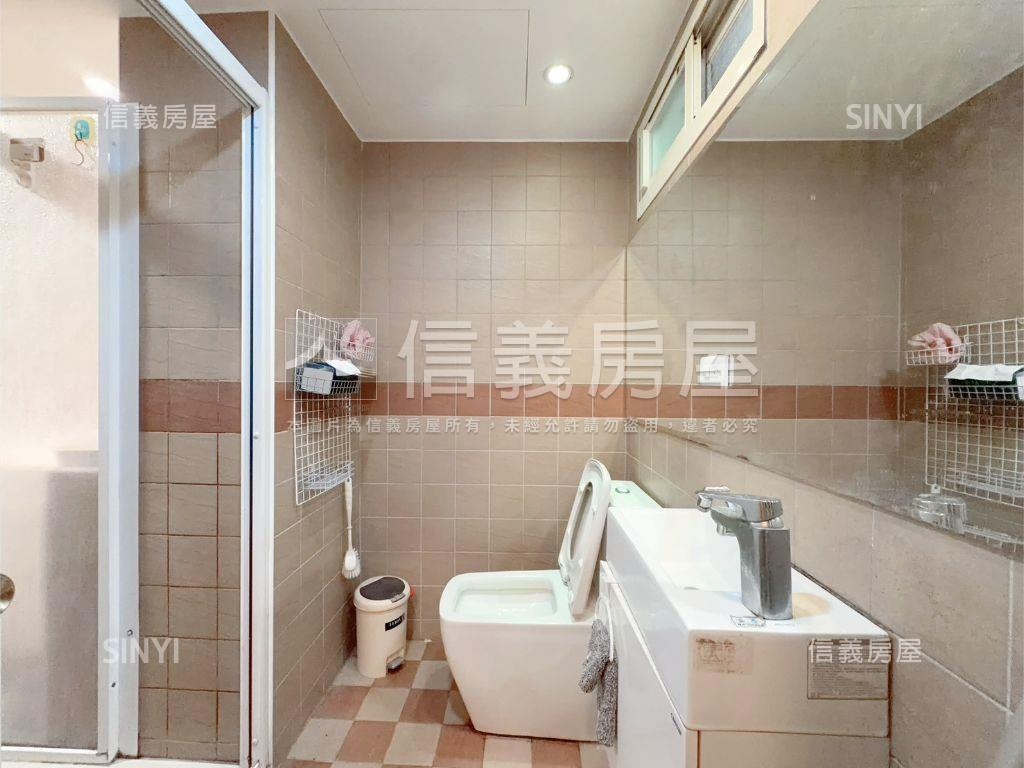 一六八溫馨美兩房車位房屋室內格局與周邊環境