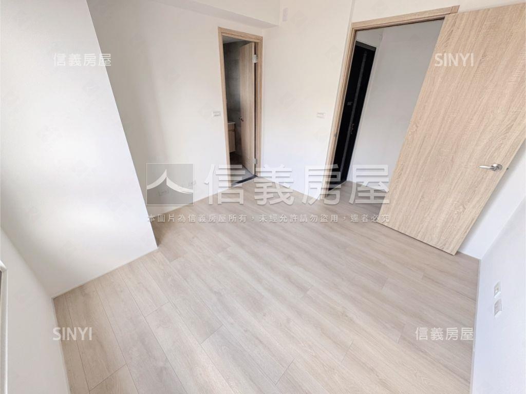 聚富滿滿，全新三房平車房屋室內格局與周邊環境