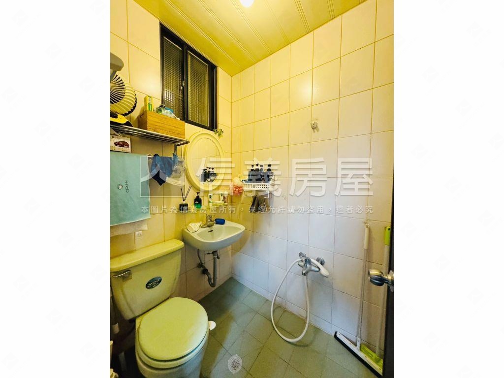 新海公寓美頂樓房屋室內格局與周邊環境