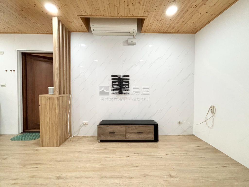 文心國小電梯兩房附裝潢房屋室內格局與周邊環境