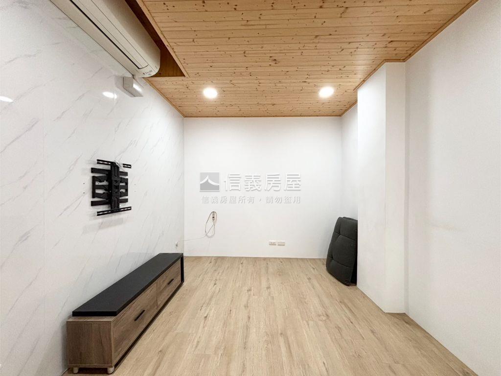 文心國小電梯兩房附裝潢房屋室內格局與周邊環境