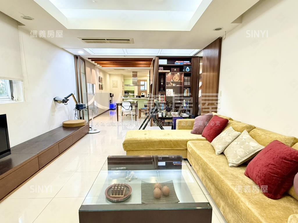 聯二村３１．９９坪大土持房屋室內格局與周邊環境