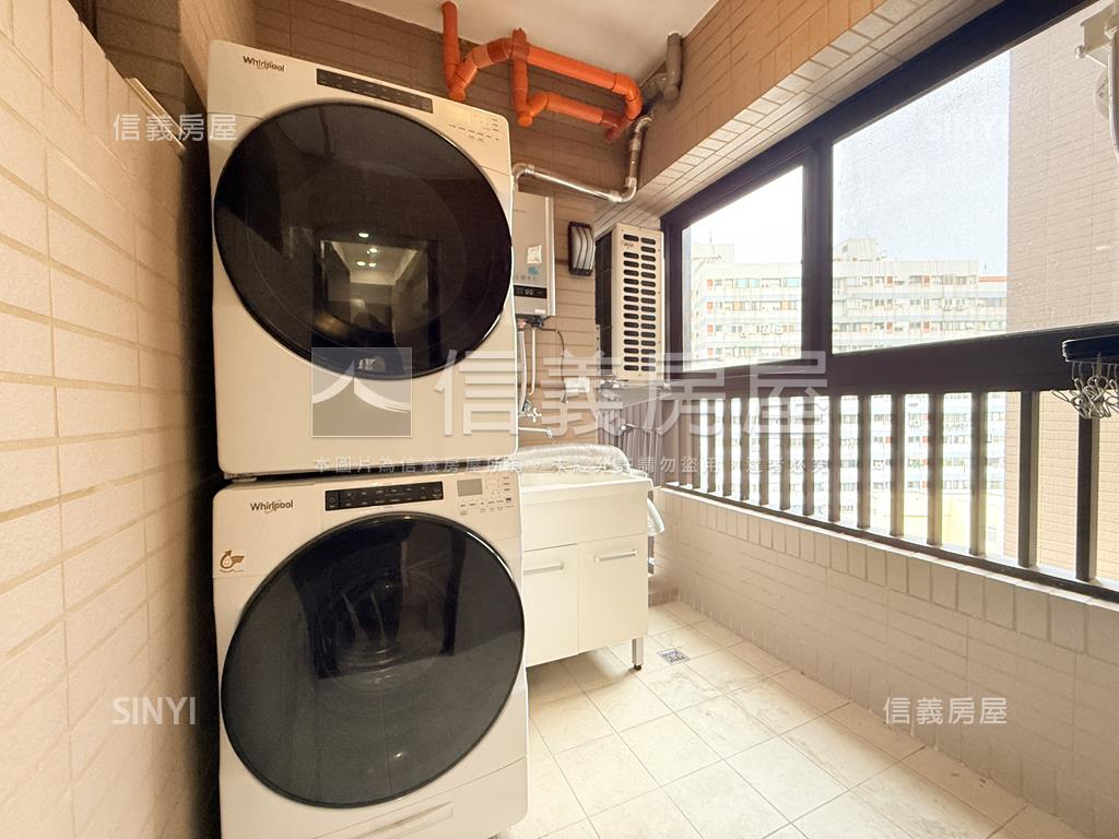 近中山醫三房雙平車裝潢戶房屋室內格局與周邊環境