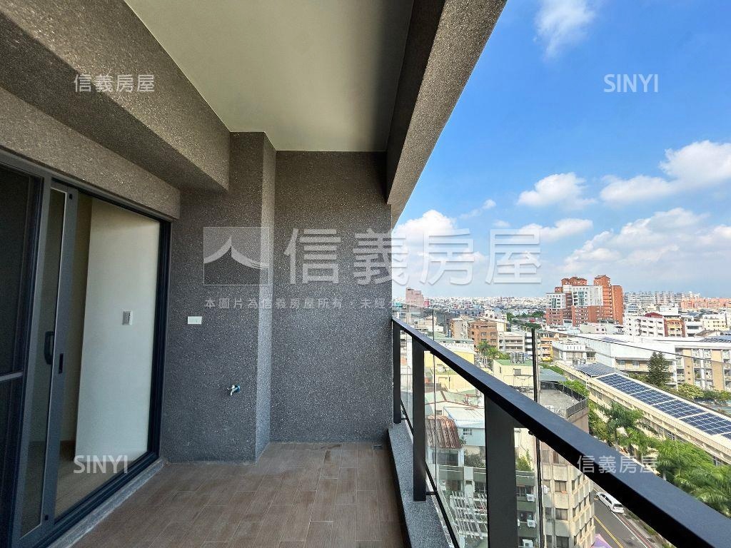 中正峯華三房平車房屋室內格局與周邊環境