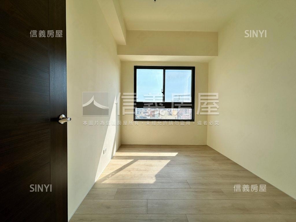 中正峯華三房平車房屋室內格局與周邊環境