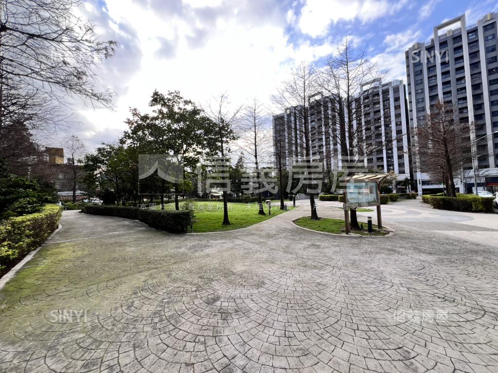 大清城双兩房兩位附車位房屋室內格局與周邊環境