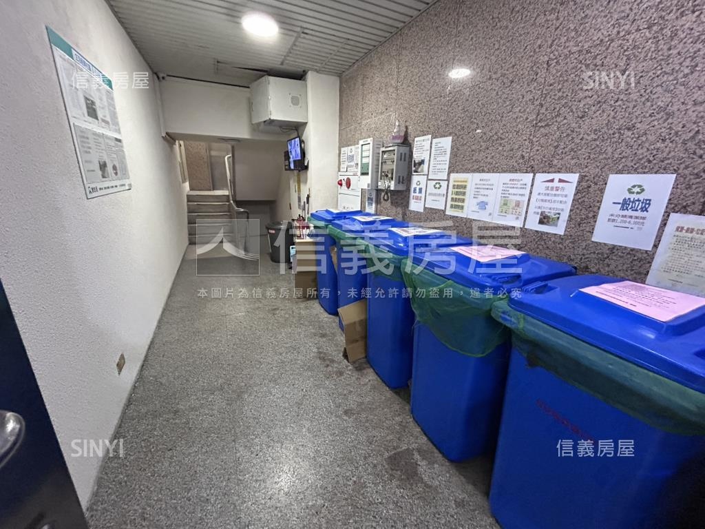 近中國醫五權路兩房大樓房屋室內格局與周邊環境