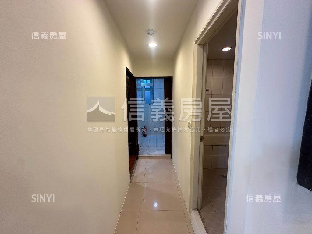 汐止站前邊間美寓房屋室內格局與周邊環境