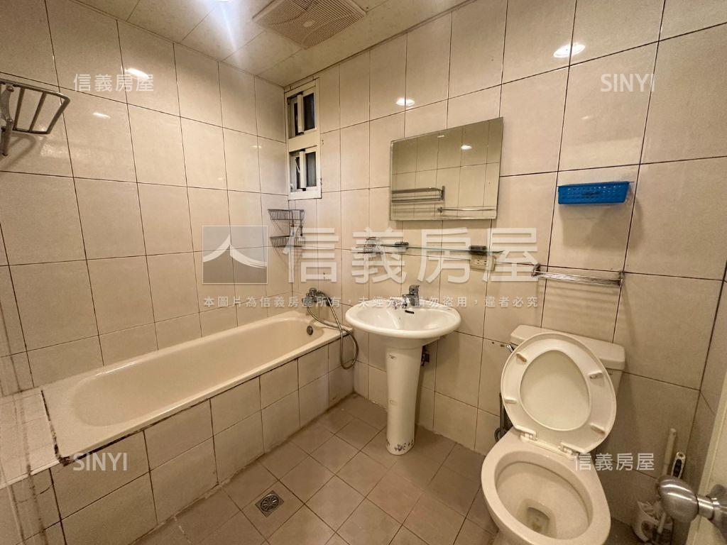 汐止站前邊間美寓房屋室內格局與周邊環境