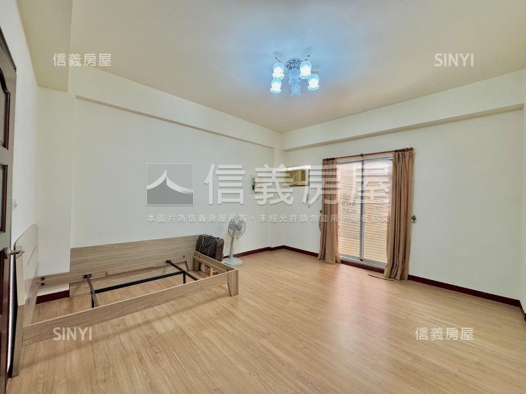 自強路採光明亮車墅房屋室內格局與周邊環境