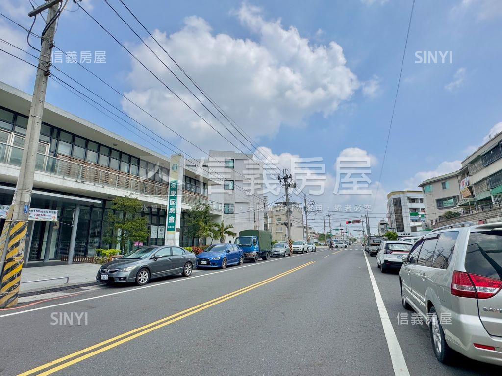自強路採光明亮車墅房屋室內格局與周邊環境