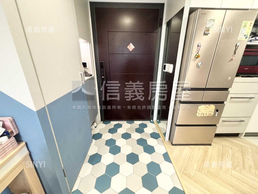 萬禧園稀有２房２衛帶車位房屋室內格局與周邊環境