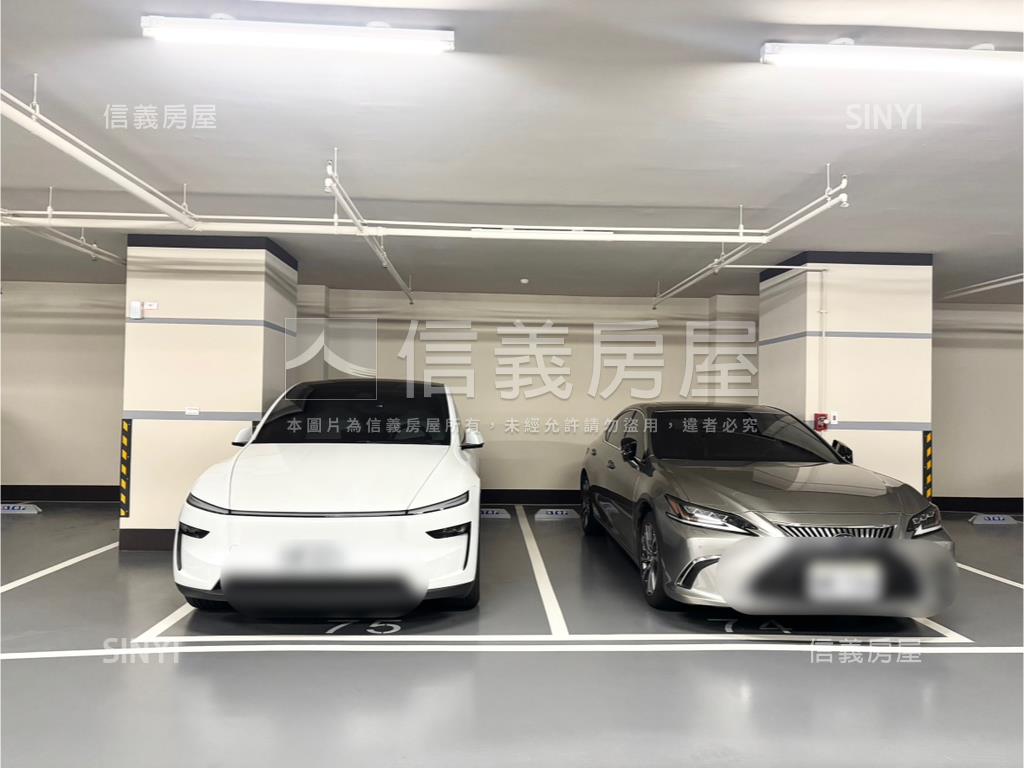 萬禧園稀有２房２衛帶車位房屋室內格局與周邊環境