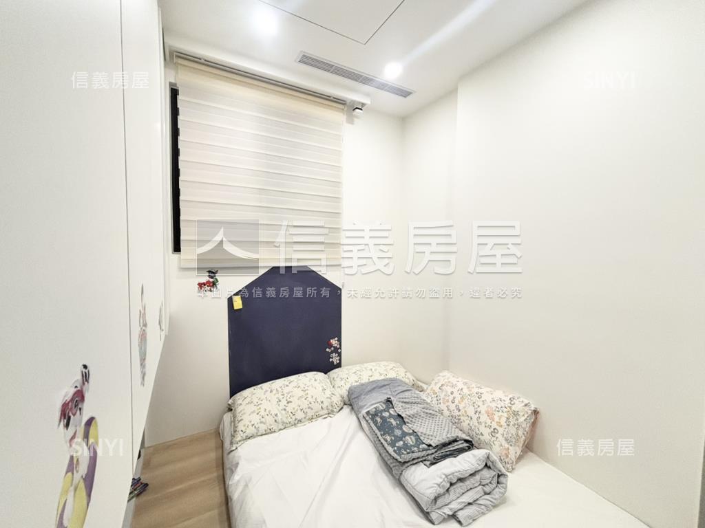 萬禧園稀有２房２衛帶車位房屋室內格局與周邊環境