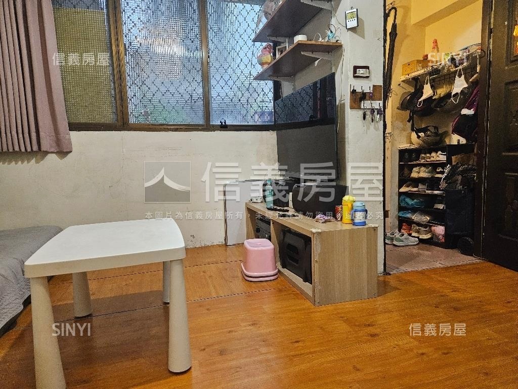 旅順路低總價一樓三房公寓房屋室內格局與周邊環境
