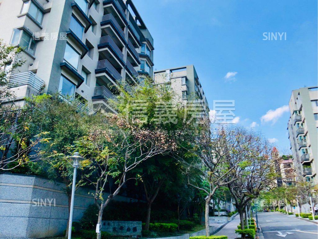 就看這間宏盛天母房屋室內格局與周邊環境