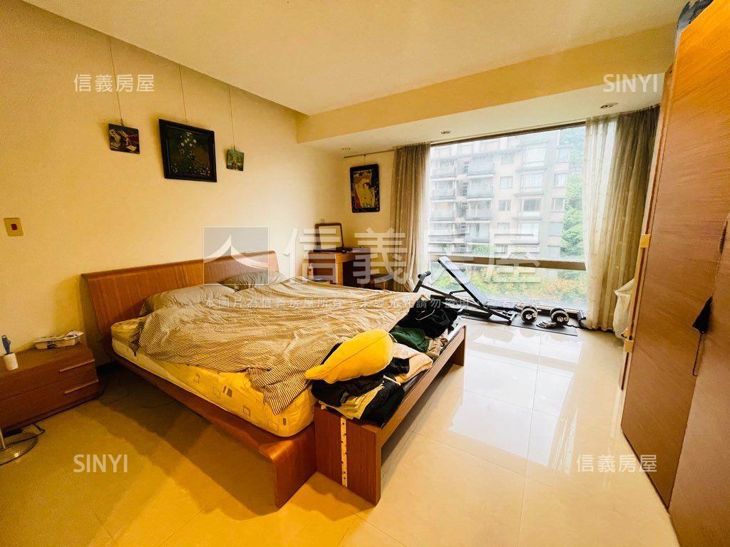 就看這間宏盛天母房屋室內格局與周邊環境