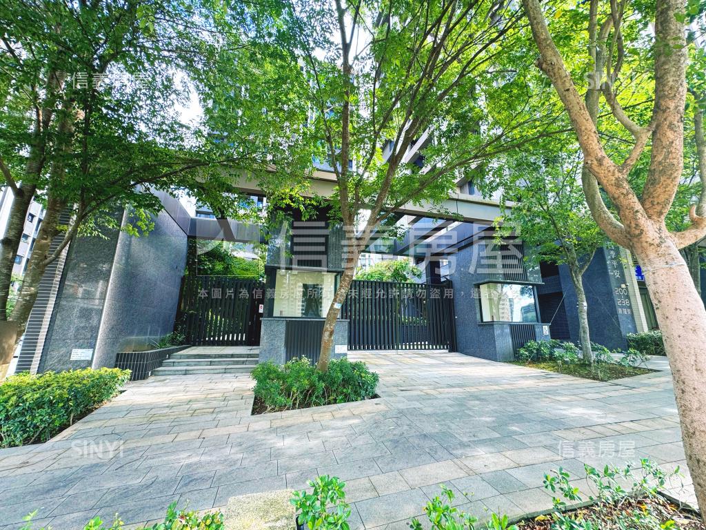 信義‧四季輕奢‧平安典藏房屋室內格局與周邊環境