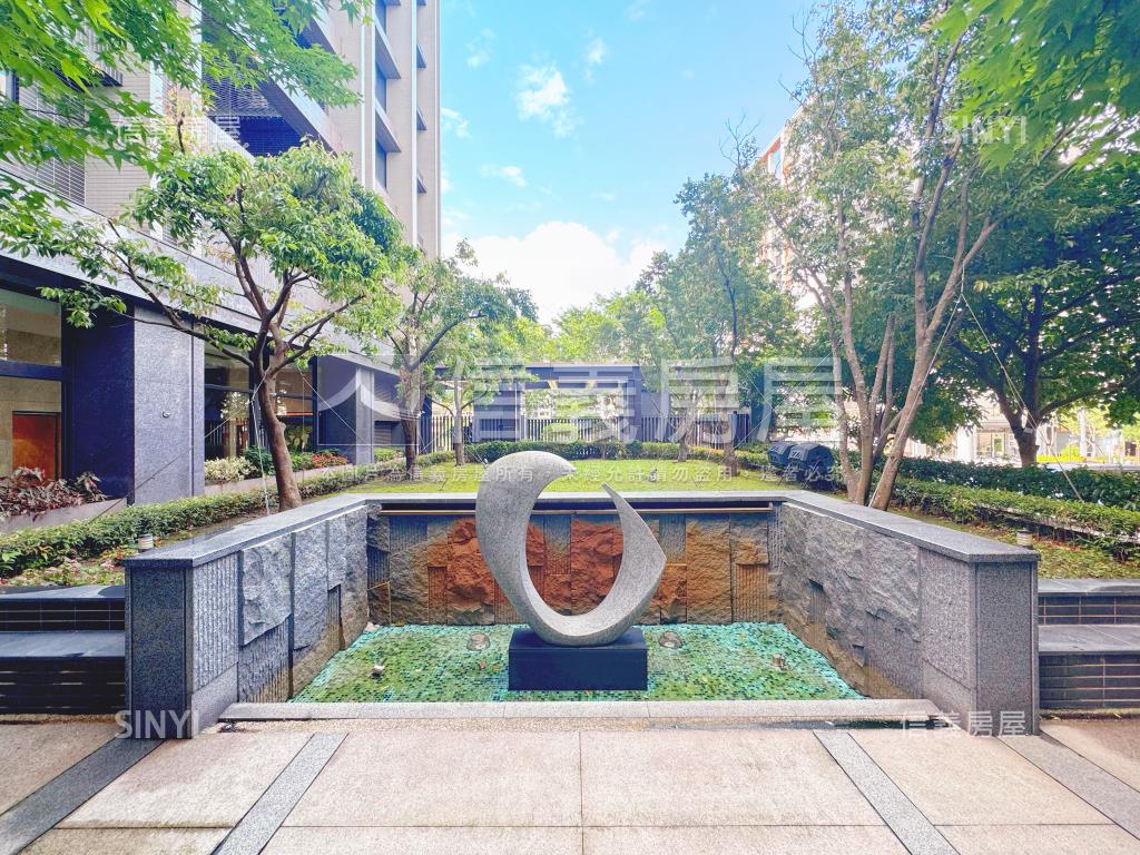 信義‧四季輕奢‧平安典藏房屋室內格局與周邊環境
