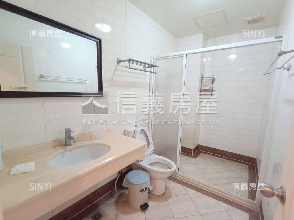 楠梓科技城近麥當勞透店房屋室內格局與周邊環境