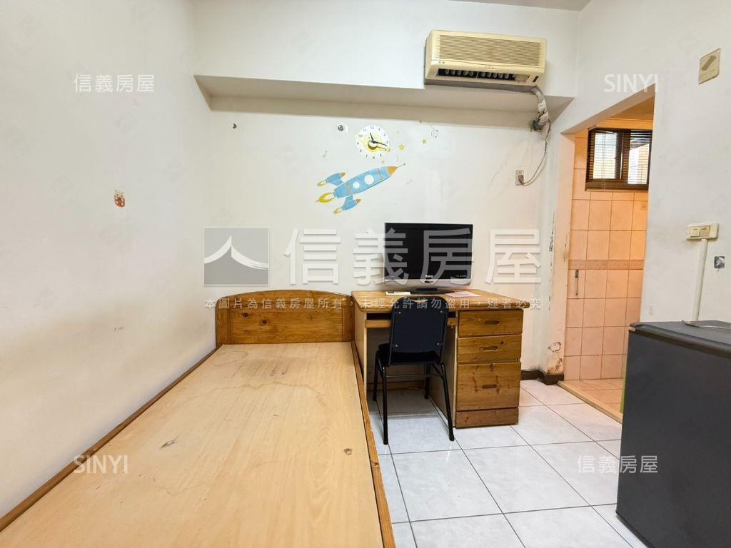 近勤益首購先看這間套房房屋室內格局與周邊環境