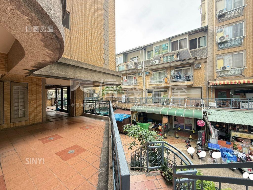 近勤益首購先看這間套房房屋室內格局與周邊環境