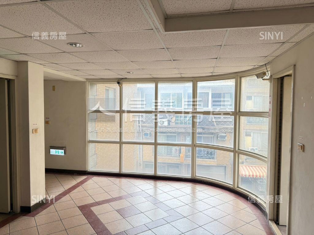 近勤益首購先看這間套房房屋室內格局與周邊環境