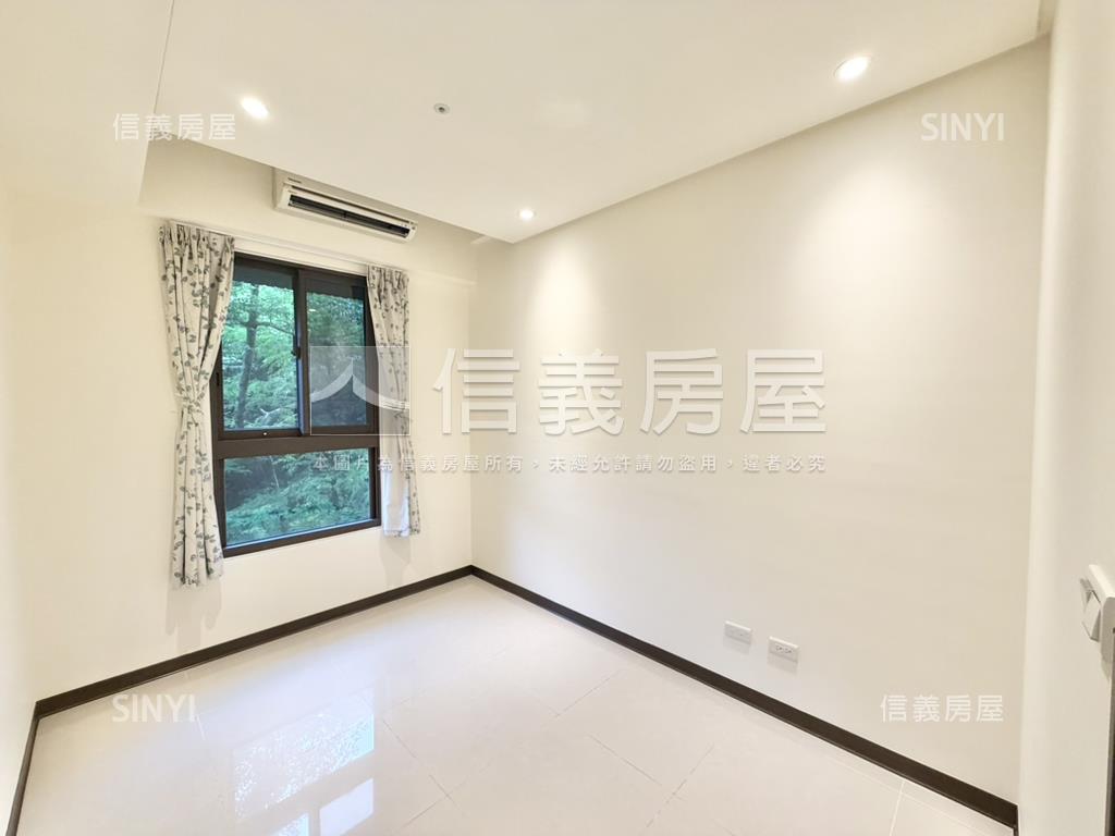 綠意敦美苑雅緻三房車位房屋室內格局與周邊環境