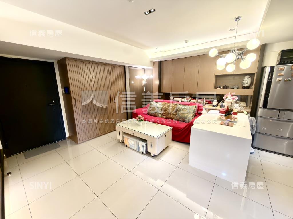 風華●優宅●２房坡平車位房屋室內格局與周邊環境