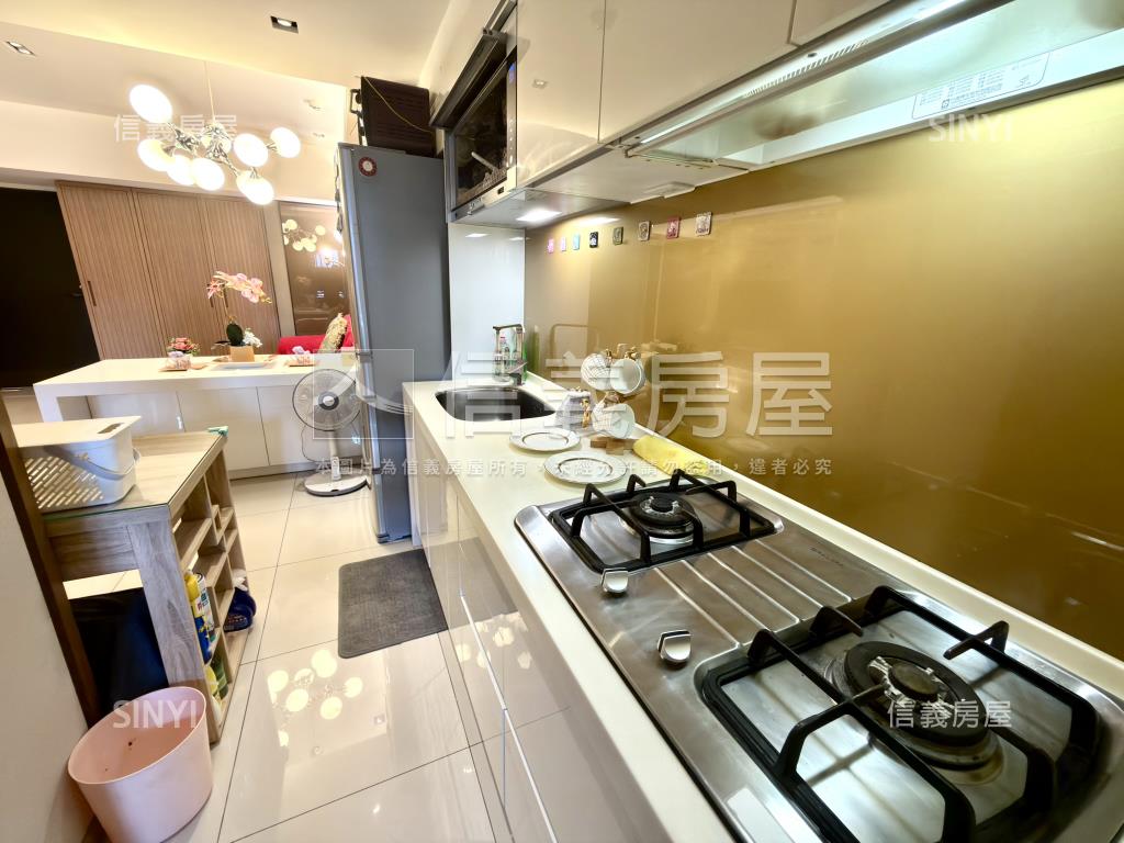 風華●優宅●２房坡平車位房屋室內格局與周邊環境