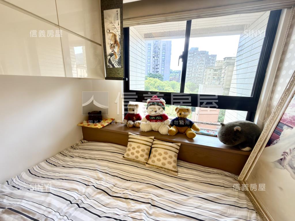 風華●優宅●２房坡平車位房屋室內格局與周邊環境