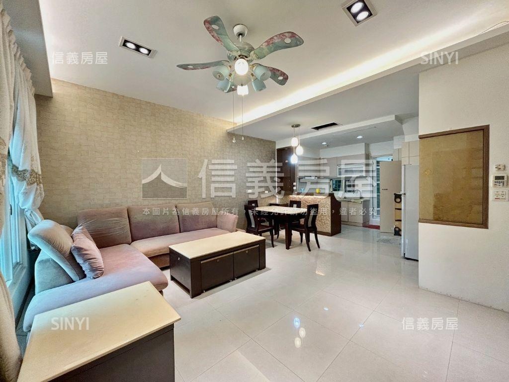 山湖戀視野戶房屋室內格局與周邊環境