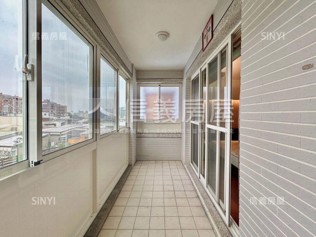 山湖戀視野戶房屋室內格局與周邊環境