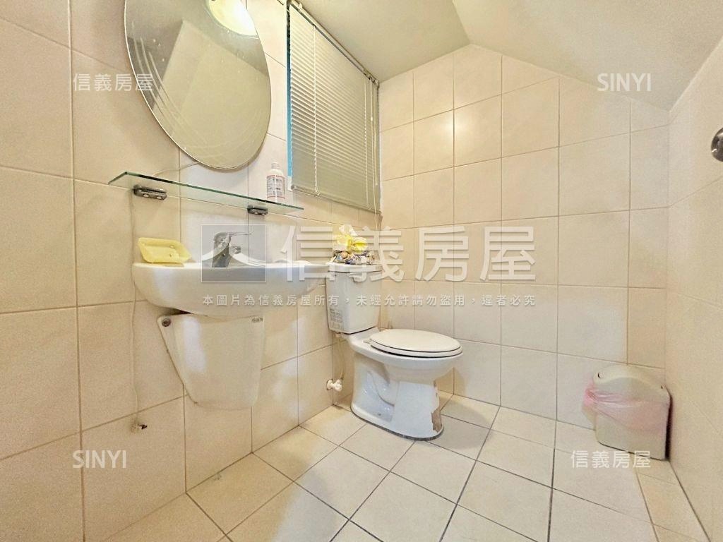 山湖戀視野戶房屋室內格局與周邊環境