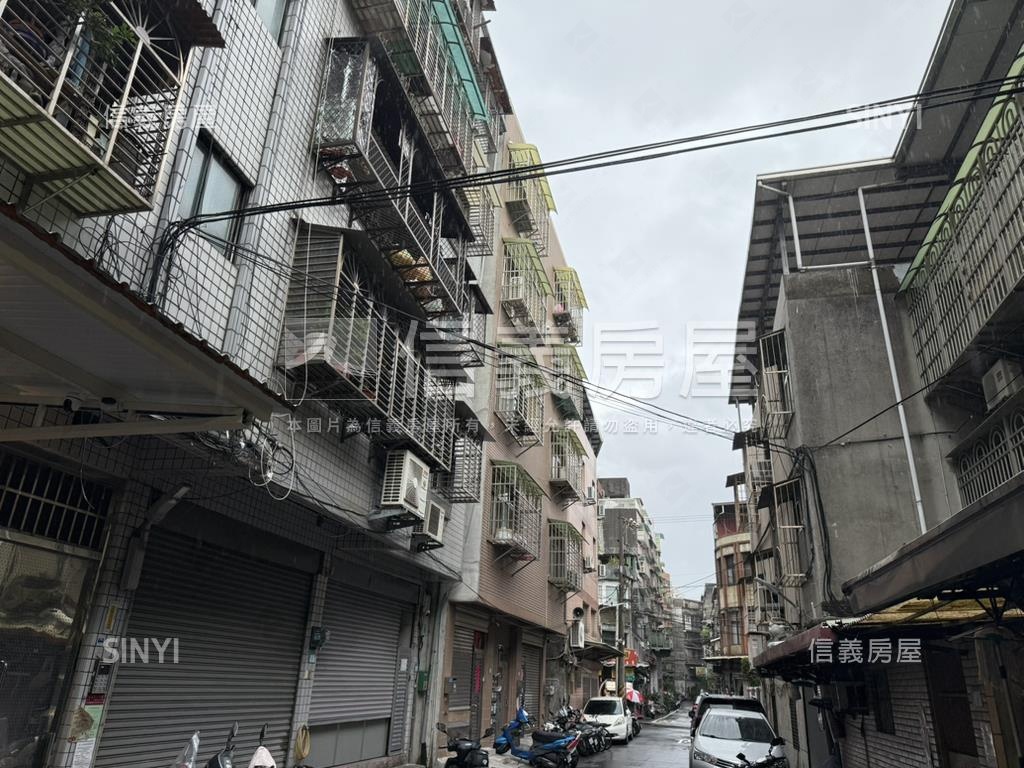 車路頭街大坪數公寓房屋室內格局與周邊環境