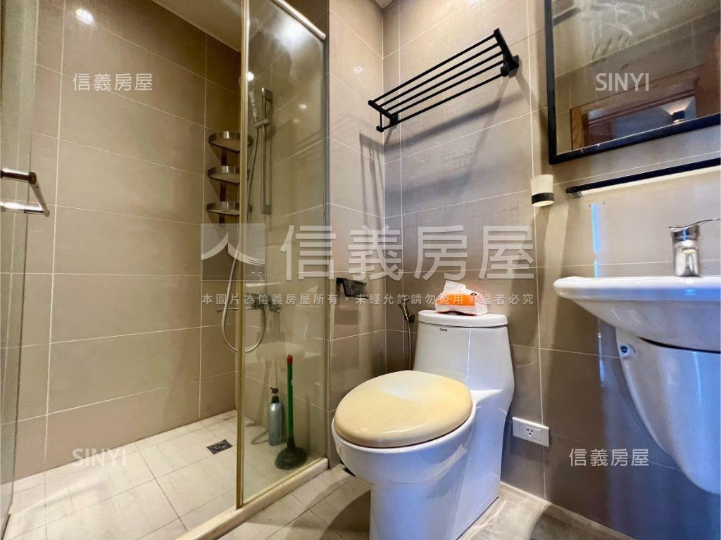 有囍美式金夕三房美屋房屋室內格局與周邊環境