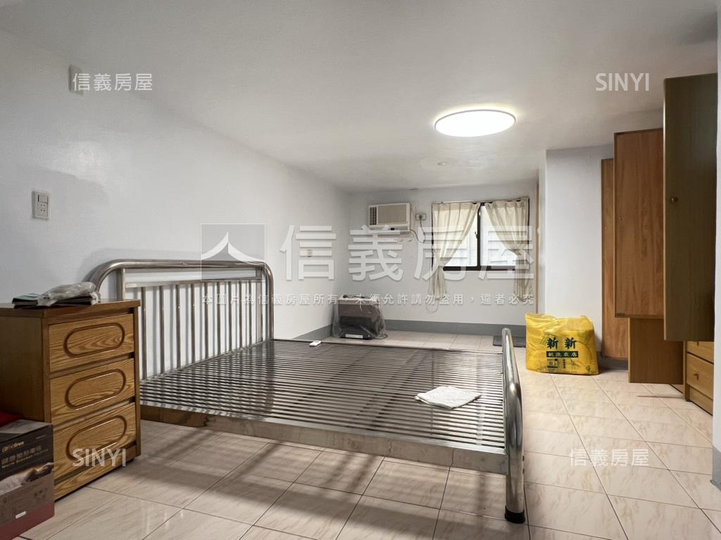 近文化中心靜巷透天屋況佳房屋室內格局與周邊環境