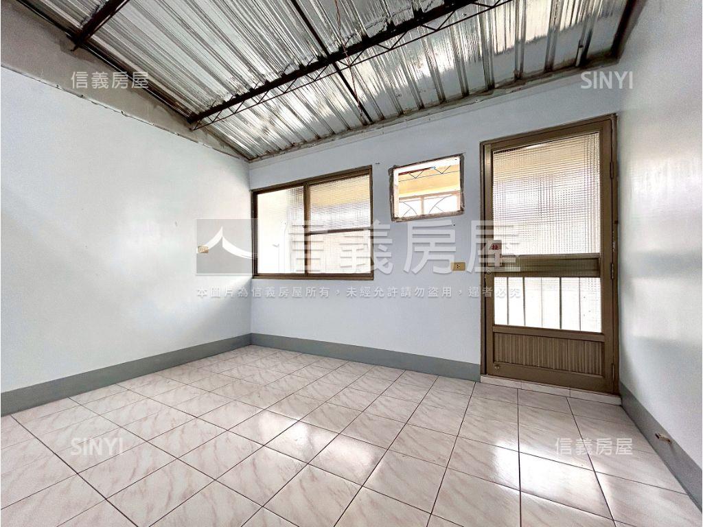 近文化中心靜巷透天屋況佳房屋室內格局與周邊環境