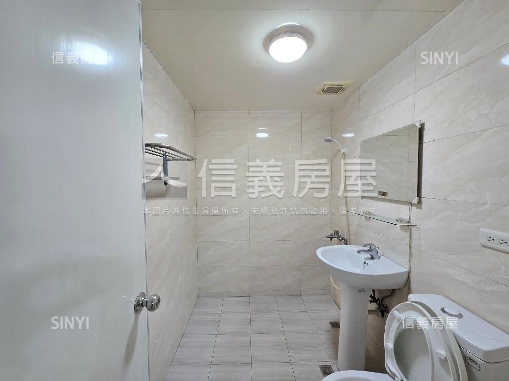格局佳三房天然瓦斯房屋室內格局與周邊環境