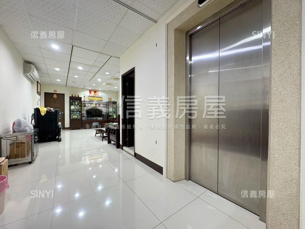 無住字樣＿補習班用途透店房屋室內格局與周邊環境