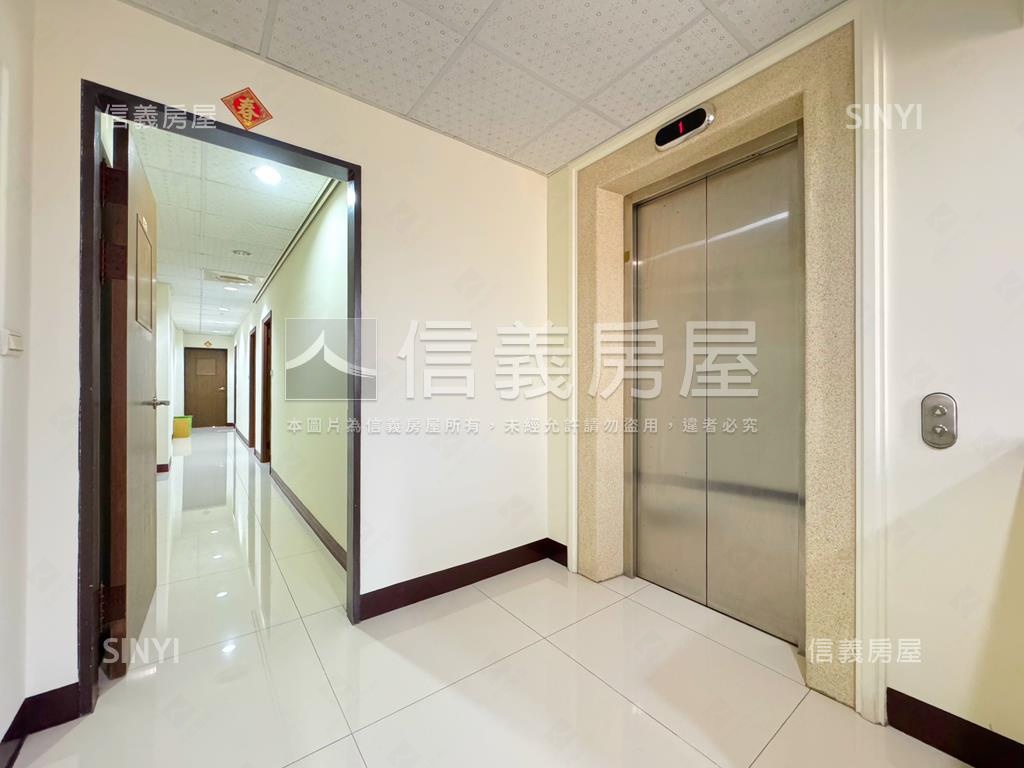 無住字樣＿補習班用途透店房屋室內格局與周邊環境
