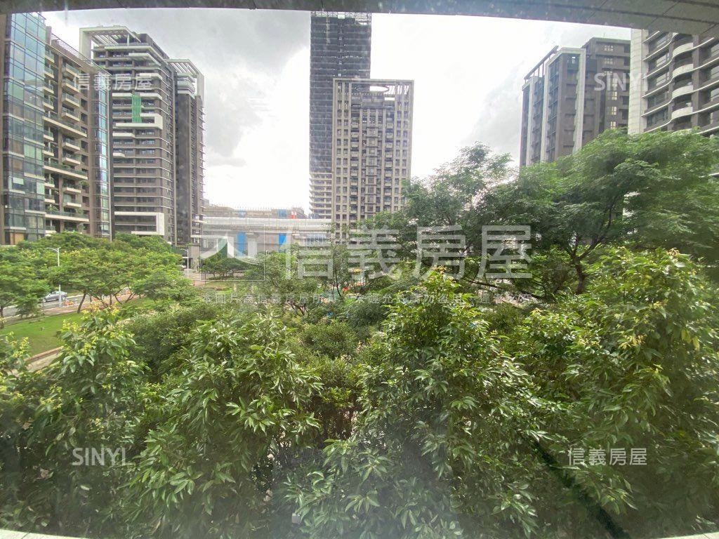 綠藝首席瞰公園美景雙車位房屋室內格局與周邊環境