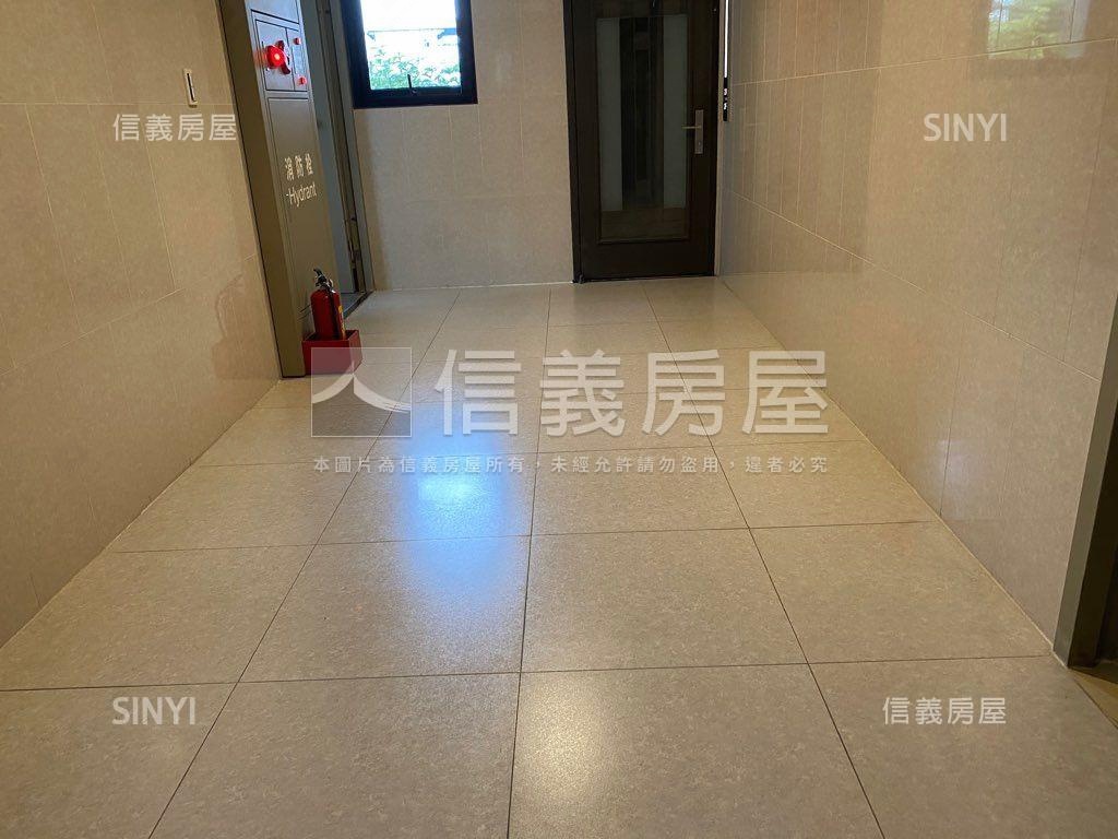 綠藝首席瞰公園美景雙車位房屋室內格局與周邊環境